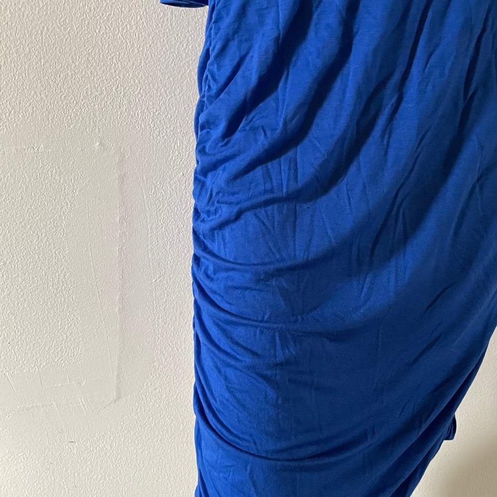 Dress - Picture 4 of 6